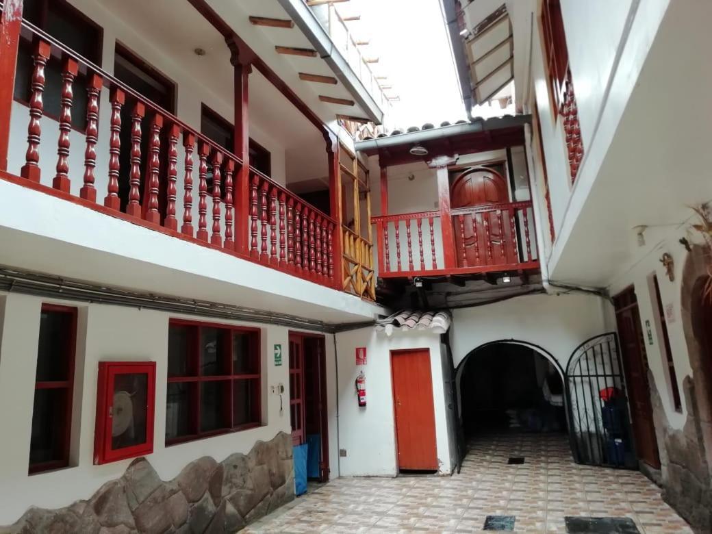 Hostal Puma'S House Cusco Bagian luar foto